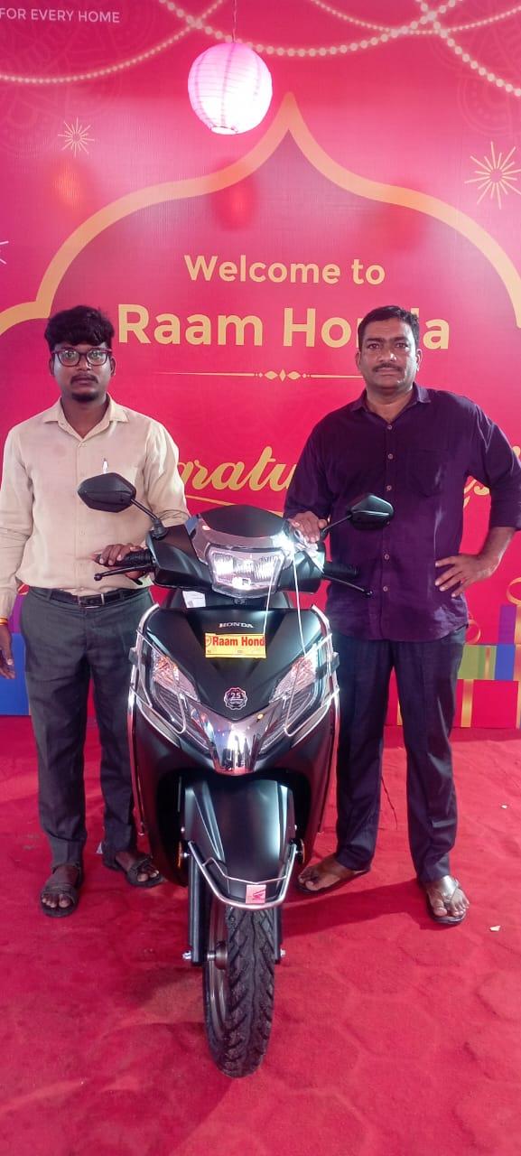 M Chaitanya with their Honda Hornet 2.0