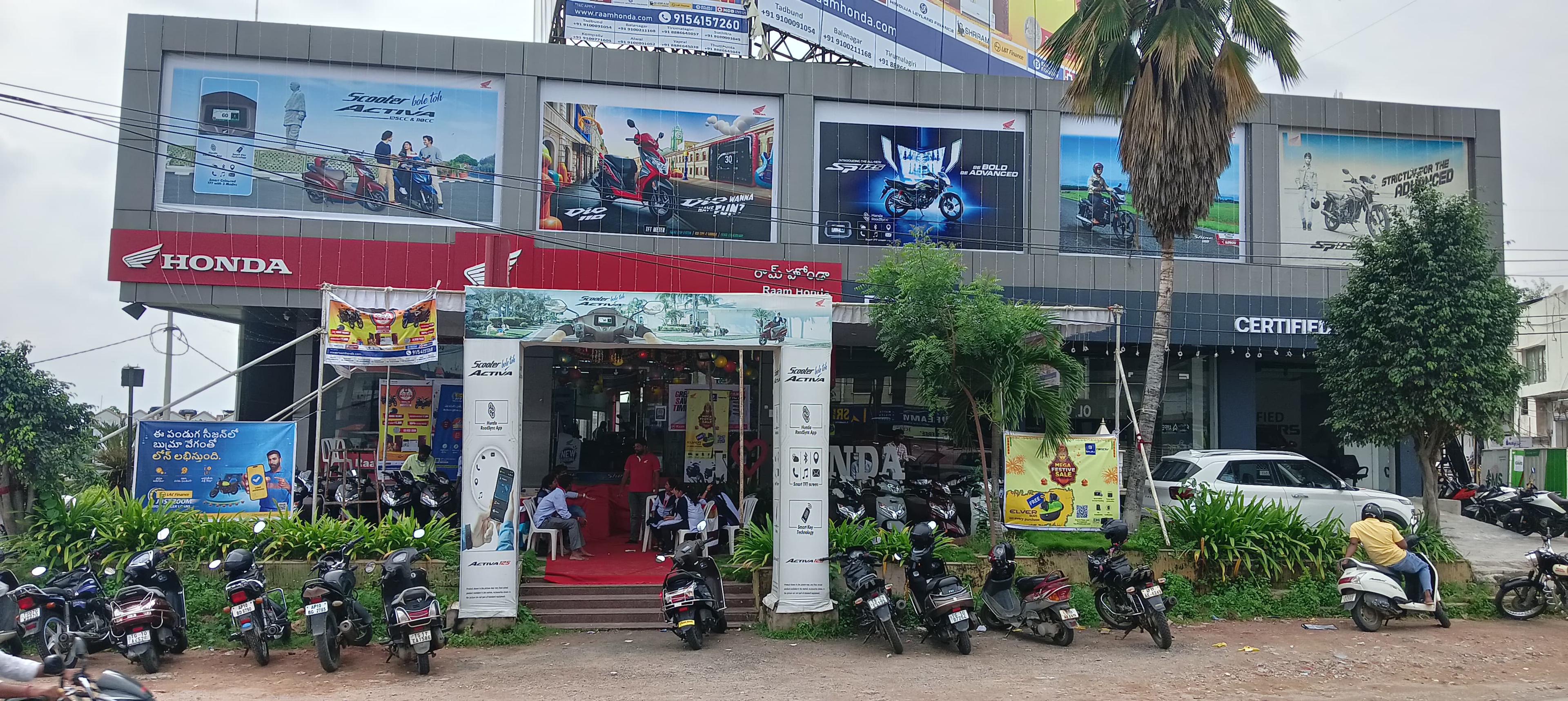 RAAM Honda Showroom Exterior